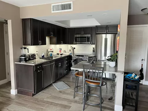 630 Tennis Club Dr #206, Fort Lauderdale, FL 33311