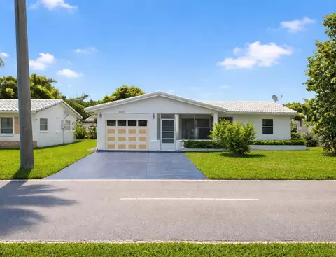 5808 NW 84th Ter, Tamarac, FL 33321
