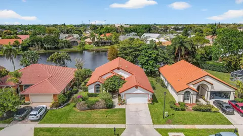 2453 Stonegate Dr, Wellington, FL 33414