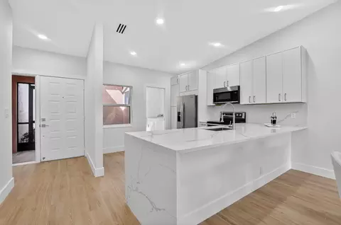 8188 Summerbreeze Ln, Boca Raton, FL 33496