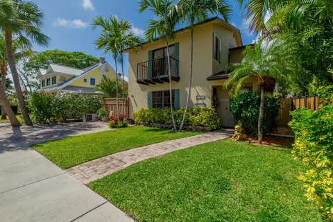 1827 N, FL 33460