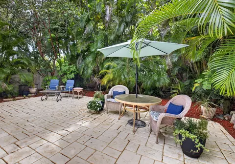 21700 Club Villa Ter, Boca Raton, FL 33433