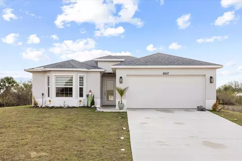 8607 SW 7th Ln, Okeechobee, FL 34974