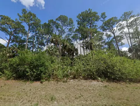 425 Skipper Ter, Labelle, FL 33935