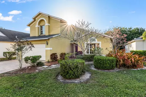 2224 Soundings Ct, Greenacres, FL 33413