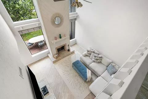 6595 Parkview Dr #D, Boca Raton, FL 33433