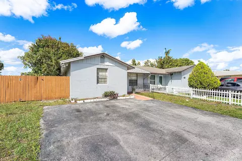 5177 Cannon Way, West Palm Beach, FL 33415