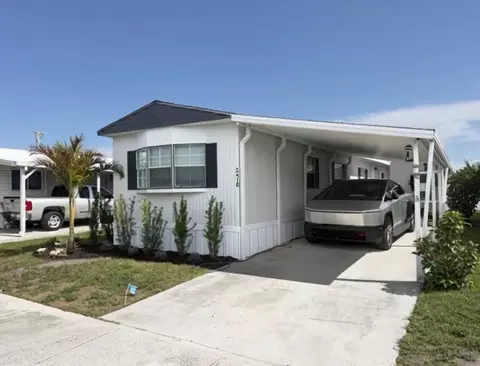 2410 SW 50th St, Fort Lauderdale, FL 33312