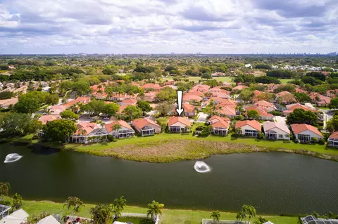51 Monterey Pointe Dr, Palm Beach Gardens, FL 33418