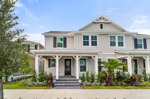 900 SW Newfield Ave, Palm City, FL 34990