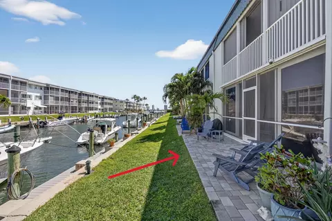 121 Wettaw Ln #112, North Palm Beach, FL 33408