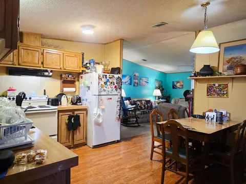 Kitchen - 1212 9th St, Okeechobee, FL 34974 photo 2 of 3