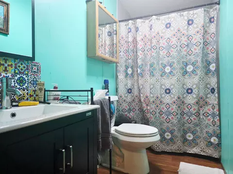 Bath - 1212 9th St, Okeechobee, FL 34974 photo 1 of 7