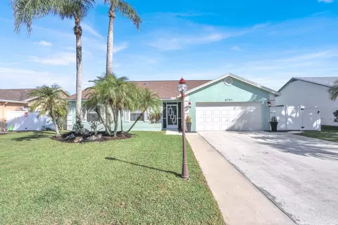8781 Sand Lake Ct, Lake Worth, FL 33467