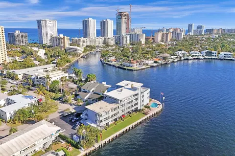 1201 S Riverside Dr #201, Pompano Beach, FL 33062