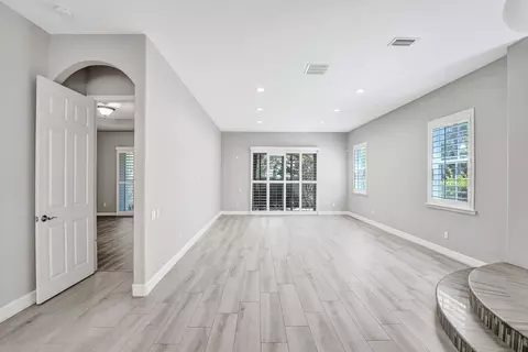 818 Spinnaker Dr E, Hollywood, FL 33019 photo 16