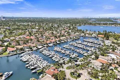 818 Spinnaker Dr E, Hollywood, FL 33019 photo 61