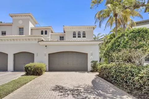 818 Spinnaker Dr E, Hollywood, FL 33019 photo 1