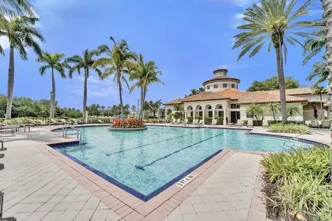 818 Spinnaker Dr E, Hollywood, FL 33019 photo 57