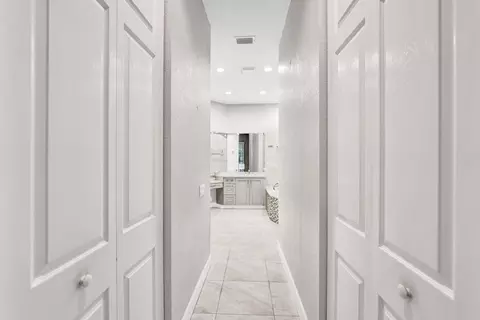 818 Spinnaker Dr E, Hollywood, FL 33019 photo 19