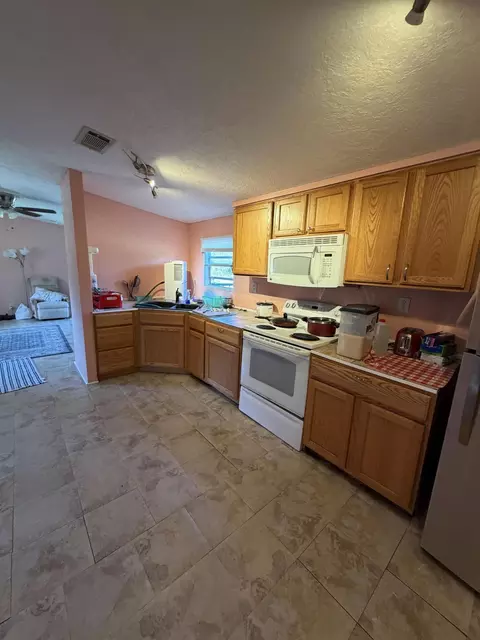 29265 NE 69th Ter, Okeechobee, FL 34972 photo 4