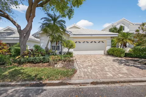 283 Canterbury Dr W, Palm Beach Gardens, FL 33418