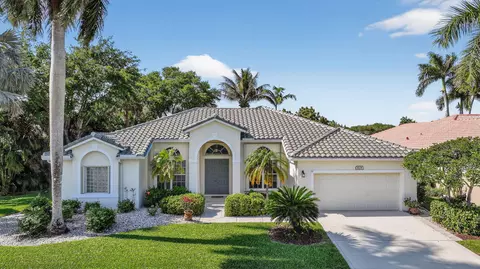 9239 Emily Cir, Lake Worth, FL 33467
