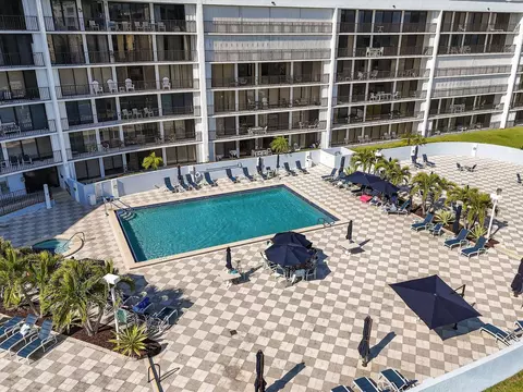 Exterior - 1300 S Highway A1a #320, Jupiter, FL 33477 photo 13 of 14