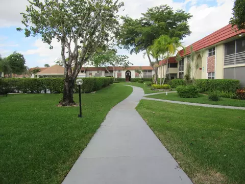 22755 SW 66th Ave #103, Boca Raton, FL 33428