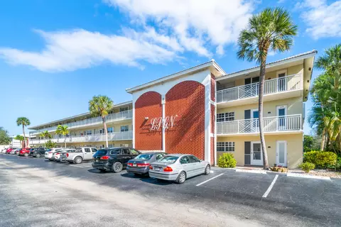 1951 NE 39th St #131, Lighthouse Point, FL 33064