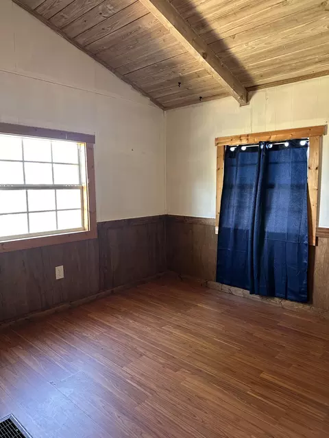 Bedroom - 14455 E State Road 78, Okeechobee, FL 34974 photo 2 of 2