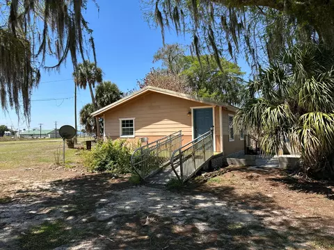 Exterior - 14455 E State Road 78, Okeechobee, FL 34974 photo 1 of 5