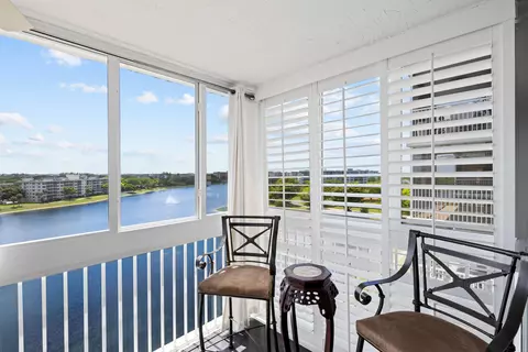 2900 N Course Dr #909, Pompano Beach, FL 33069