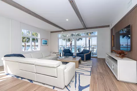 184 Lake Dr #3201, Palm Beach Shores, FL 33404