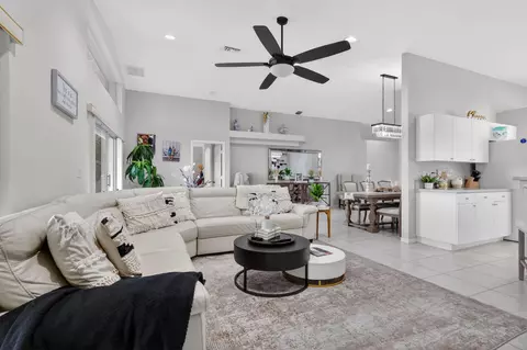 7207 Modena Dr, Boynton Beach, FL 33437