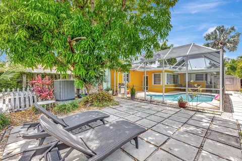 1246 Johnson St, Hollywood, FL 33019