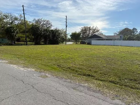 27344 Elkwood Cir, Hudson, FL 34667