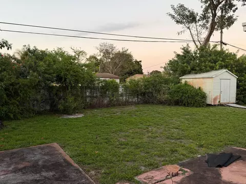 3011 NW 157th Ter, Miami Gardens, FL 33054