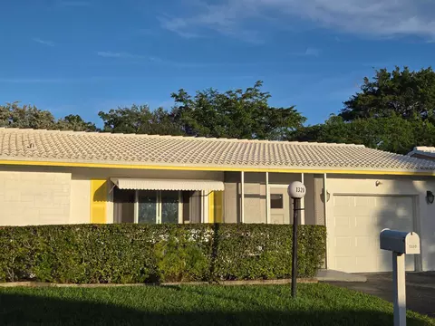 1320 NW 82nd Ave, Plantation, FL 33322