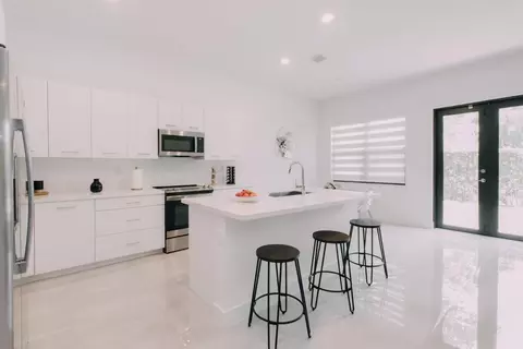17451 SW 41st St, Miramar, FL 33029