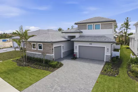 13688 Le Christine Dr, Palm Beach Gardens, FL 33412
