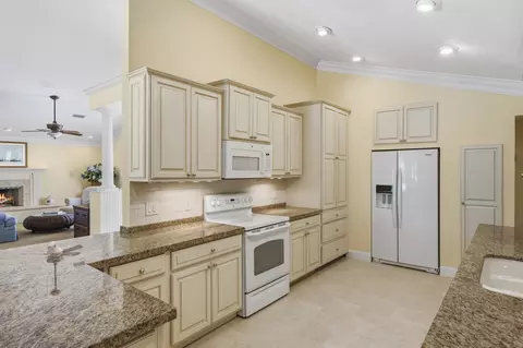 5311 SE Burning Tree Cir, Stuart, FL 34997 photo 17