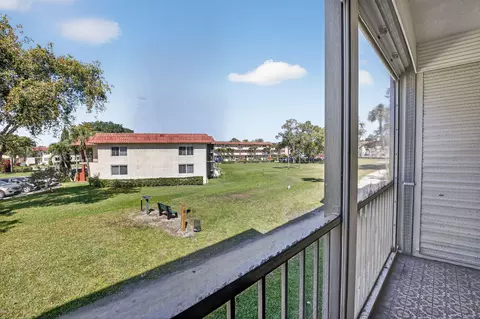 8921 S Hollybrook Blvd #209, Pembroke Pines, FL 33025