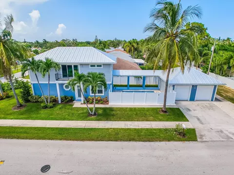 425 Hugh St, Jupiter, FL 33458