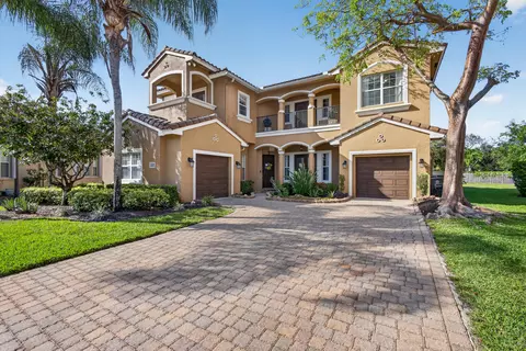 659 Cresta Cir, West Palm Beach, FL 33413