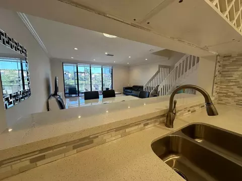 10630 NW 14th St #118, Plantation, FL 33322