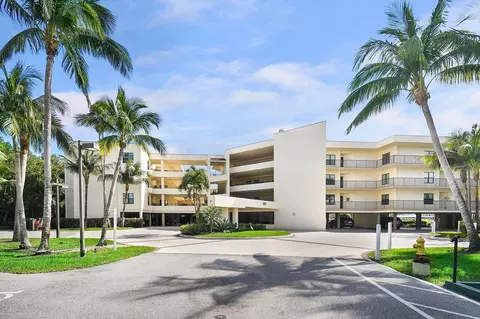 221 NE Plantation Rd #316, Stuart, FL 34996