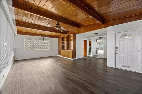 Living - 101 S Colorado Ave, Stuart, FL 34994 photo 1 of 5