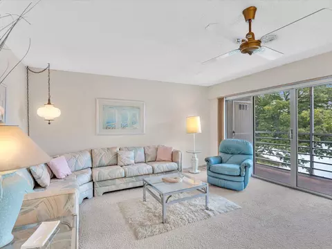 288 Fanshaw #G, Boca Raton, FL 33434