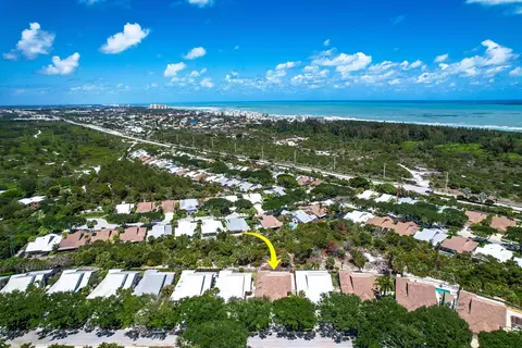 View/Area - 327 Ridge Rd, Jupiter, FL 33477 photo 3 of 15